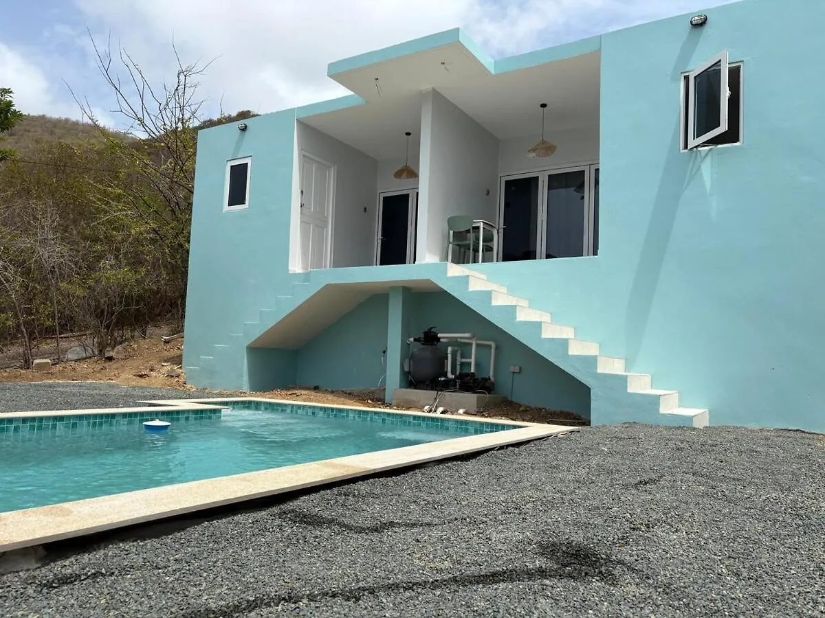 Beach House, Tranquil Santirome Studio 2 Westpunt 0*,  Curaçao